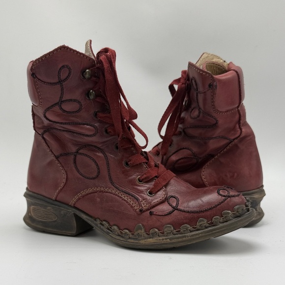 rovers Shoes - Rovers leather red steampunk Victorian boots size 8 women’s